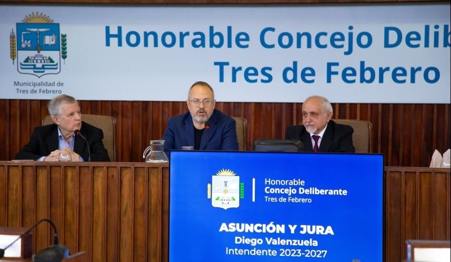 Valenzuela inicia un nuevo mandato en Tres de Febrero