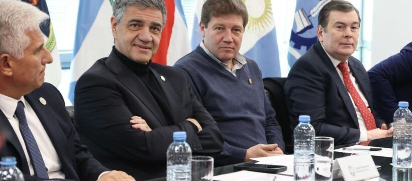 Los gobernadores presentarán un proyecto de ley propio para asegurarse recursos por ATN y el impuesto a los combustibles