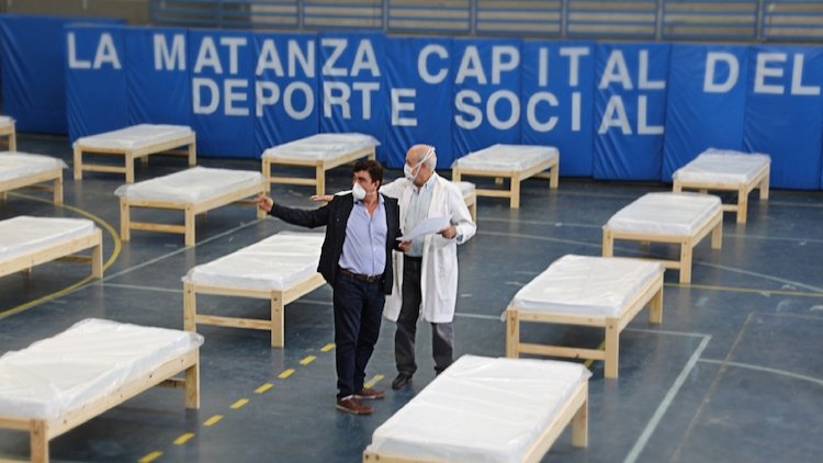 Kicillof: “Estamos analizando el uso obligatorio de tapabocas en la provincia»